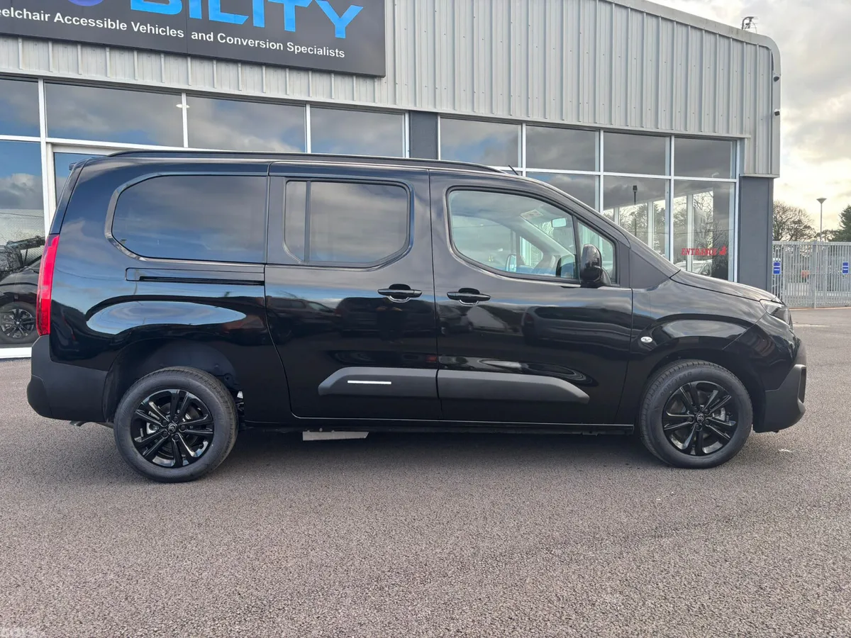 Citroen Berlingo MPV, Diesel, 2027, Black