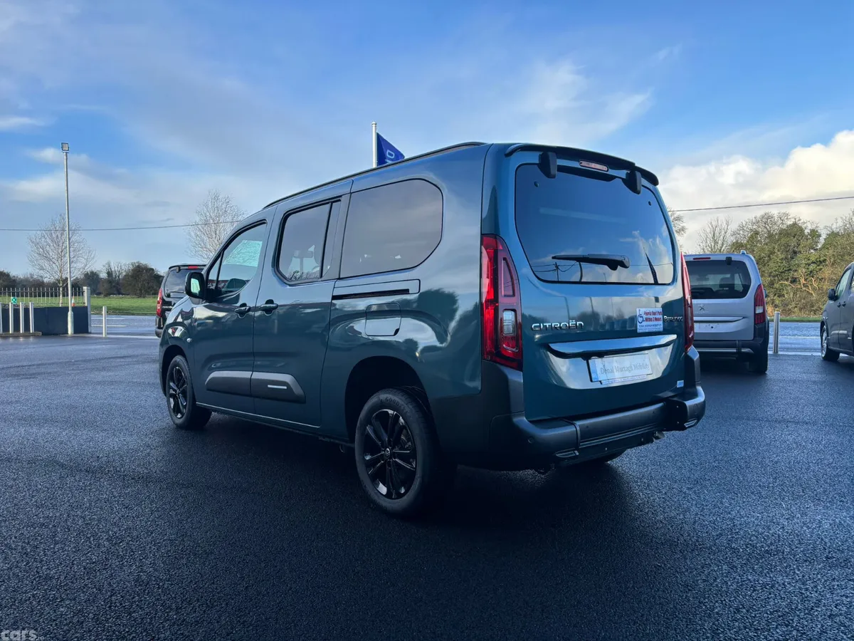 Citroen Berlingo MPV, Diesel, 2027, Blue