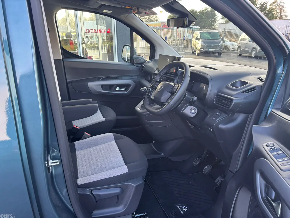 Citroen Berlingo MPV, Diesel, 2027, Blue