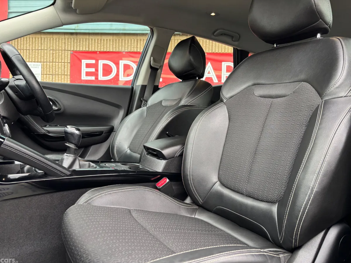 Renault Kadjar SUV, Diesel, 2017, Blue
