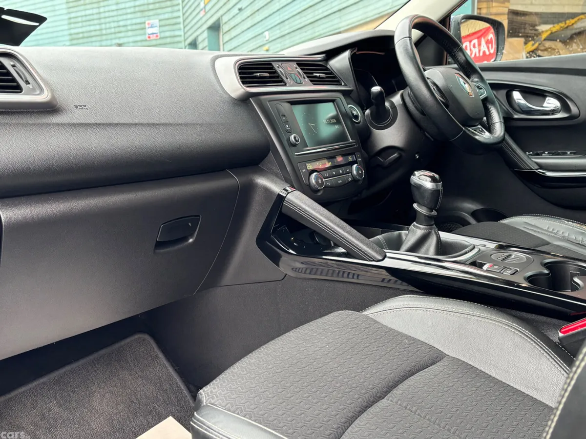 Renault Kadjar SUV, Diesel, 2017, Blue