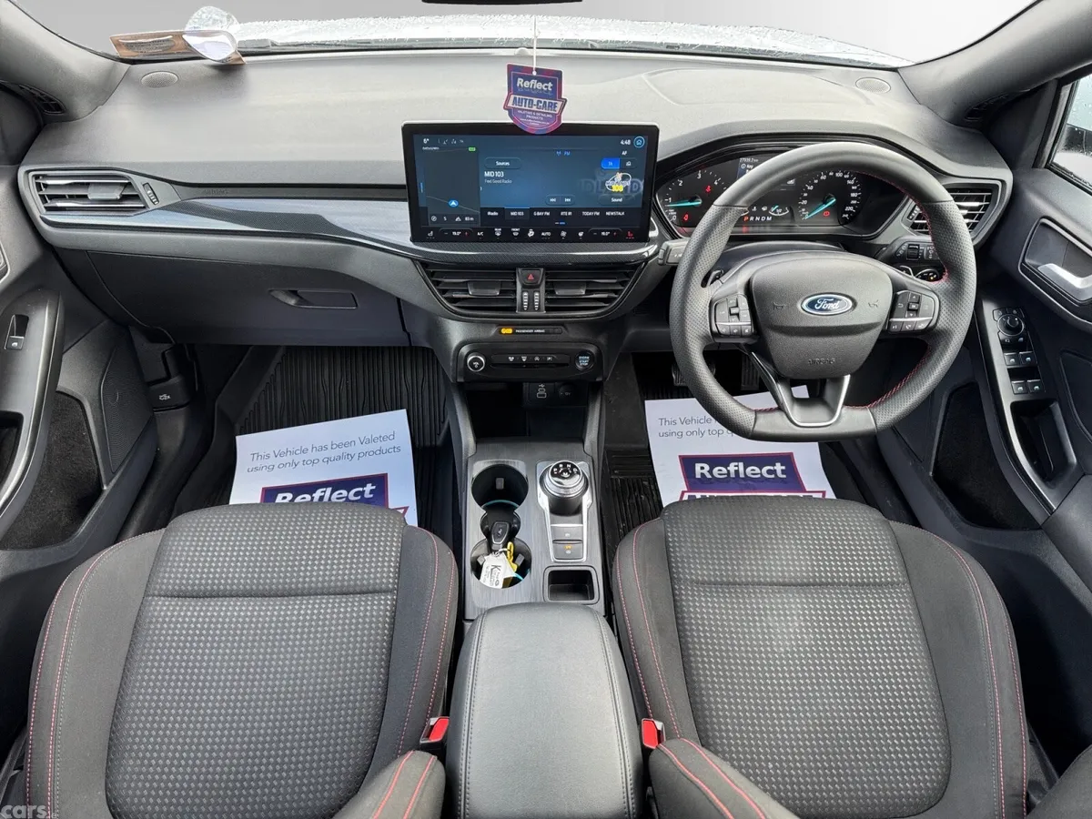 Ford Focus Hatchback, Diesel, 2024, White