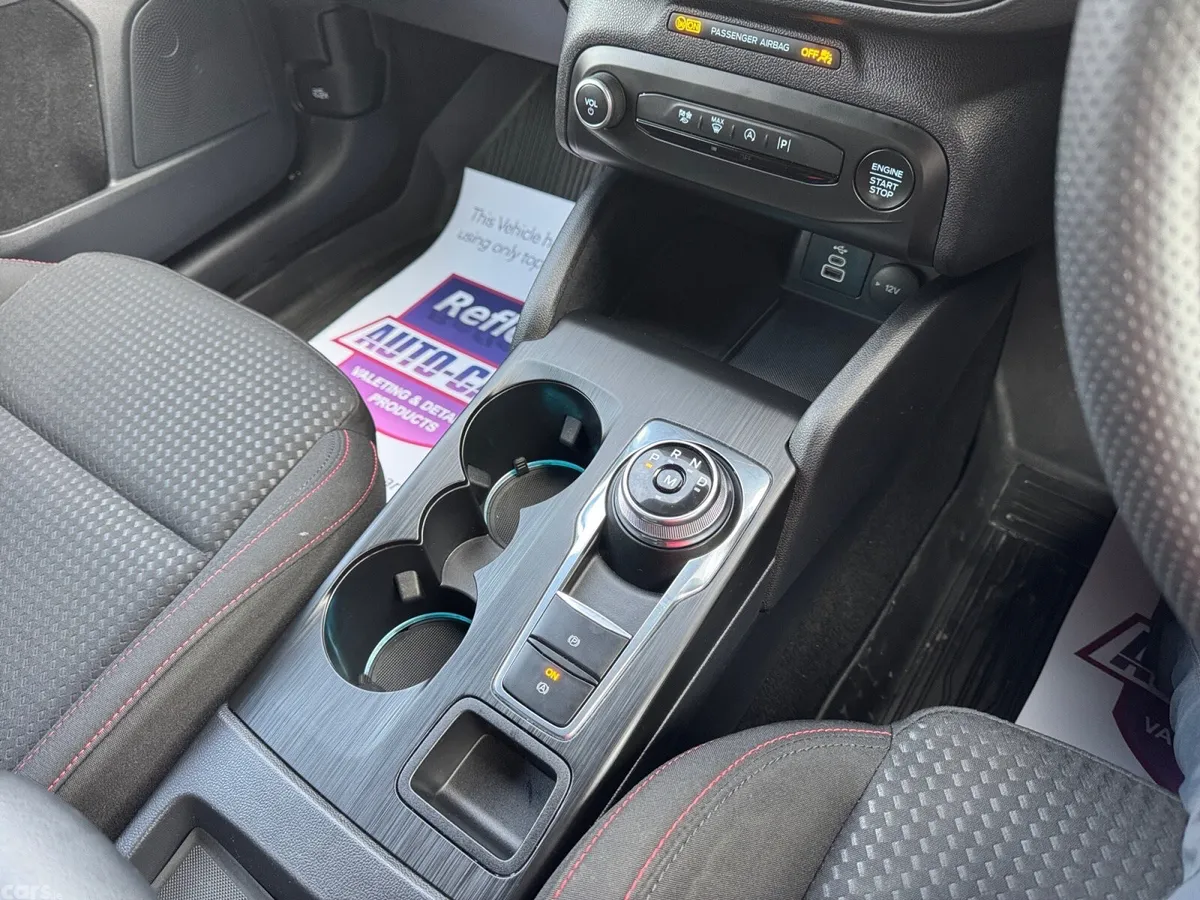 Ford Focus Hatchback, Diesel, 2024, White