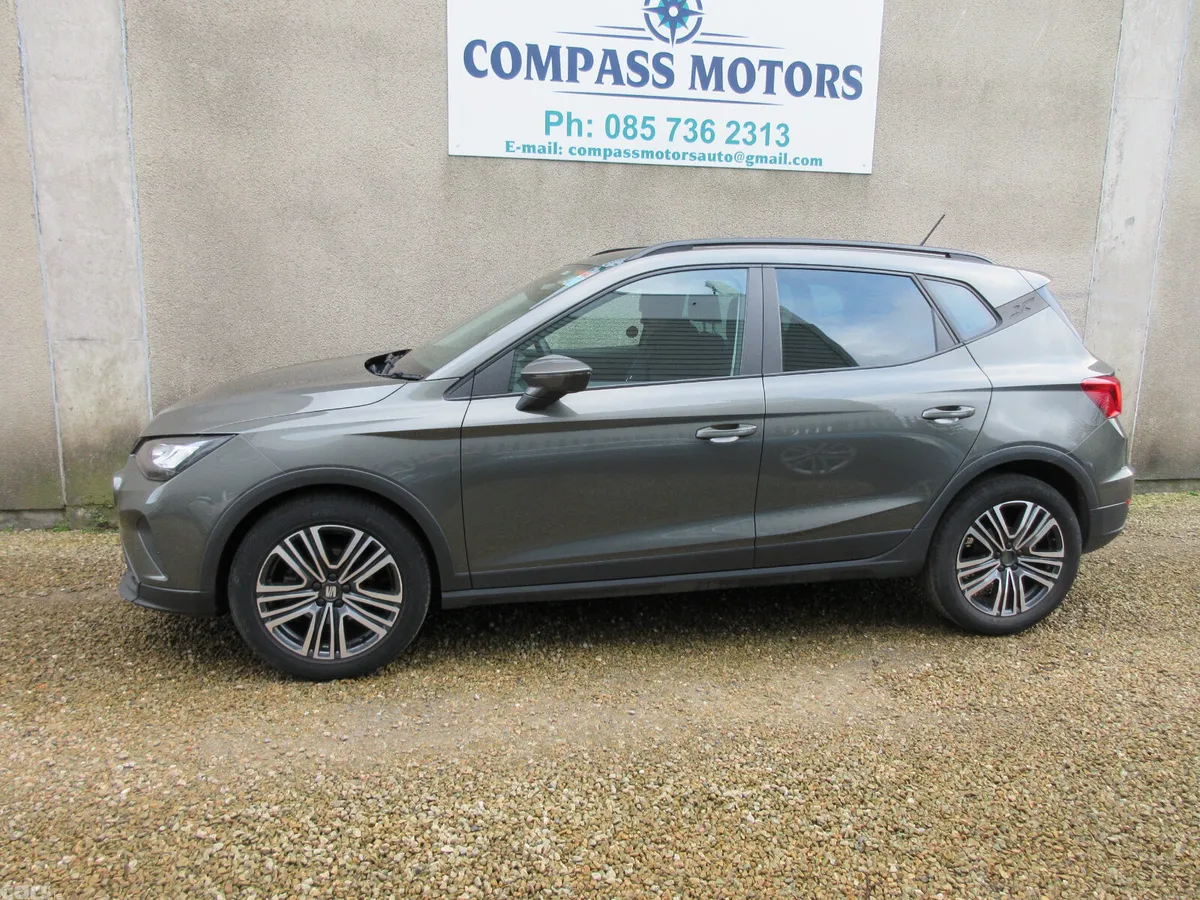 SEAT Arona SUV, Petrol, 2023, Green