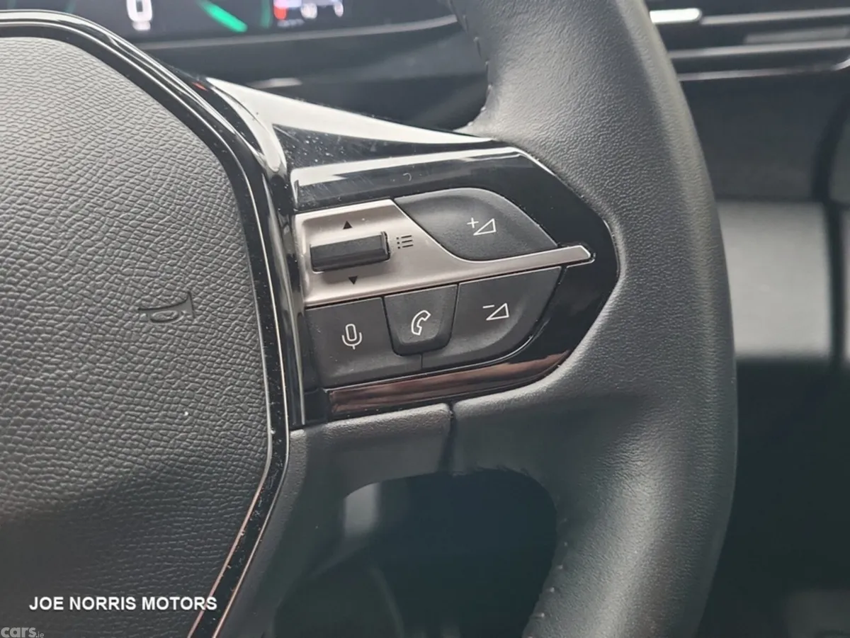 Peugeot 408 Hatchback, Petrol, 2024, Blue