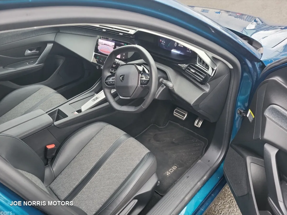 Peugeot 408 Hatchback, Petrol, 2024, Blue