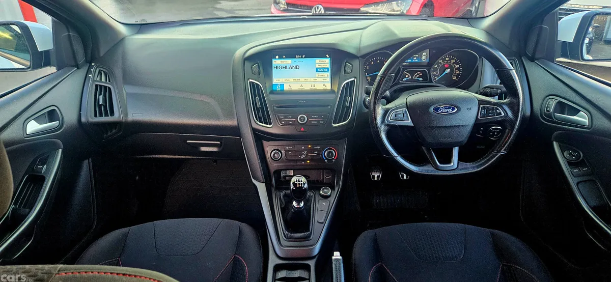 Ford Focus Hatchback, Petrol, 2018, White