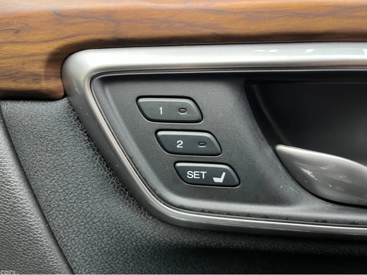 Honda CR-V SUV, Petrol Hybrid, 2019, White