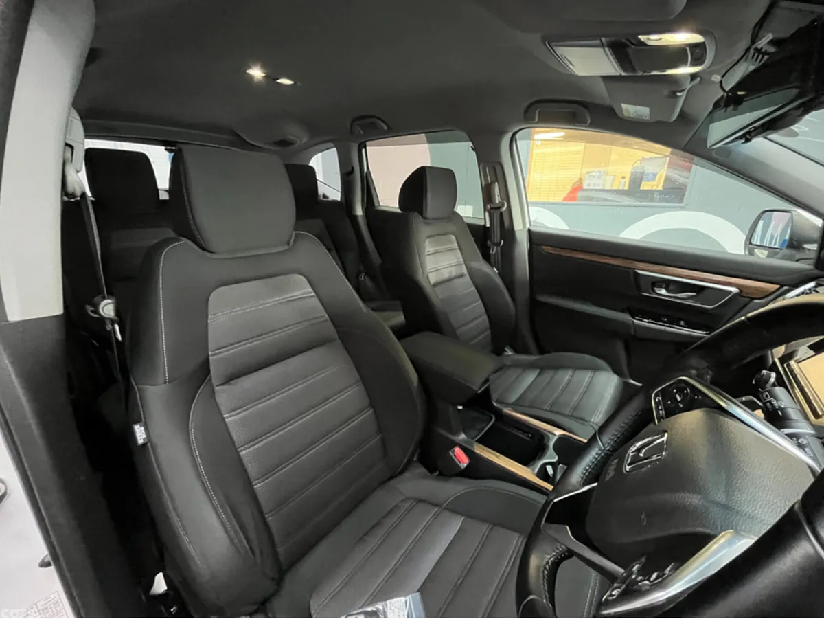 Honda CR-V SUV, Petrol Hybrid, 2019, White