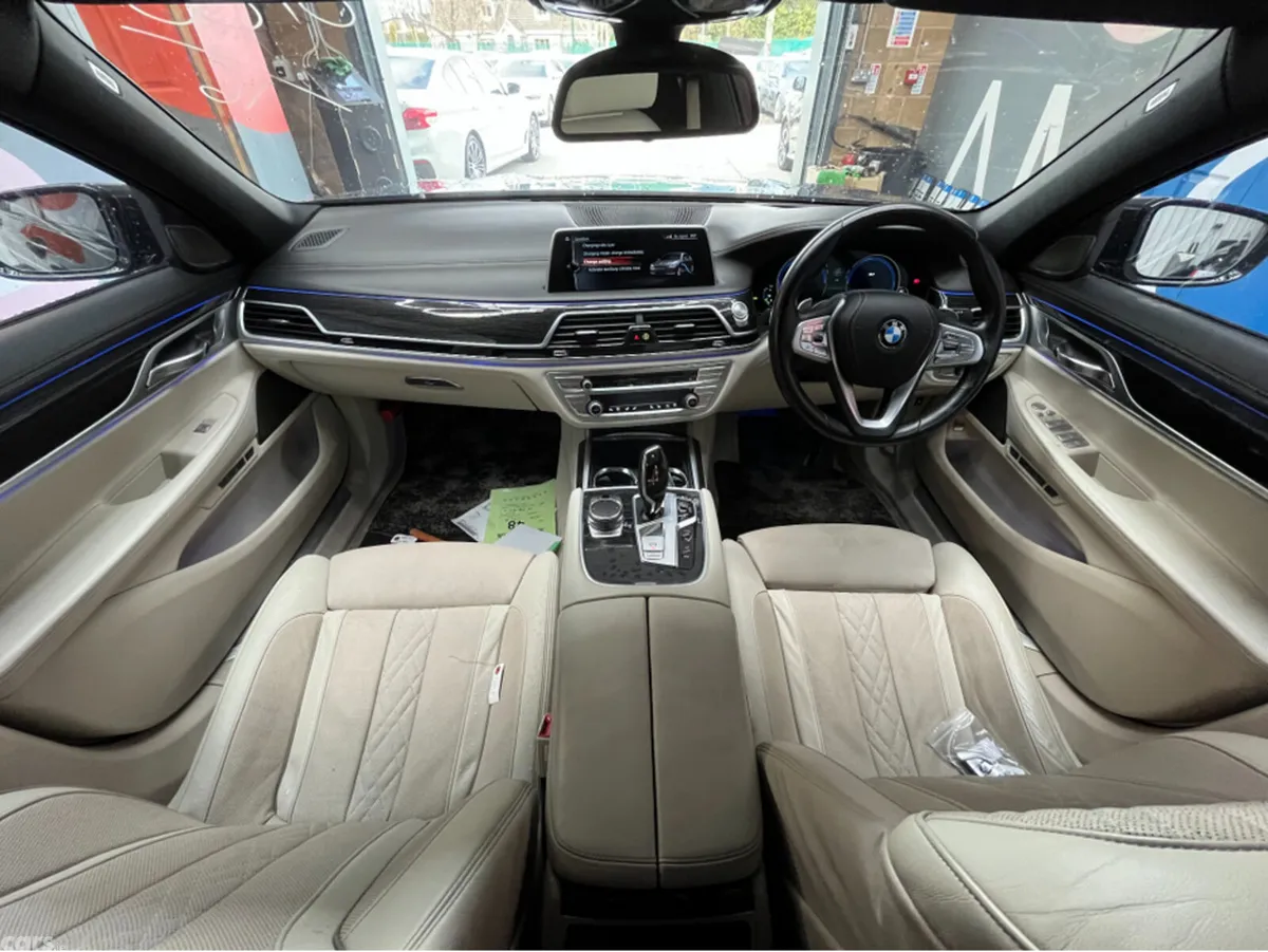 BMW 7-Series Saloon, Petrol Plug-in Hybrid, 2016, Black