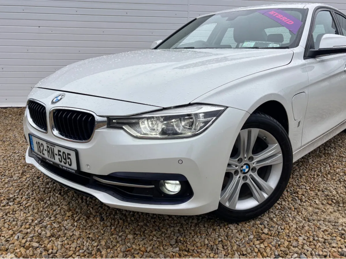 BMW 3-Series Saloon, Petrol Plug-in Hybrid, 2018, White