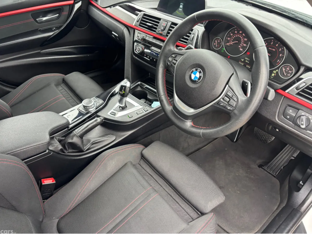 BMW 3-Series Saloon, Petrol Plug-in Hybrid, 2018, White