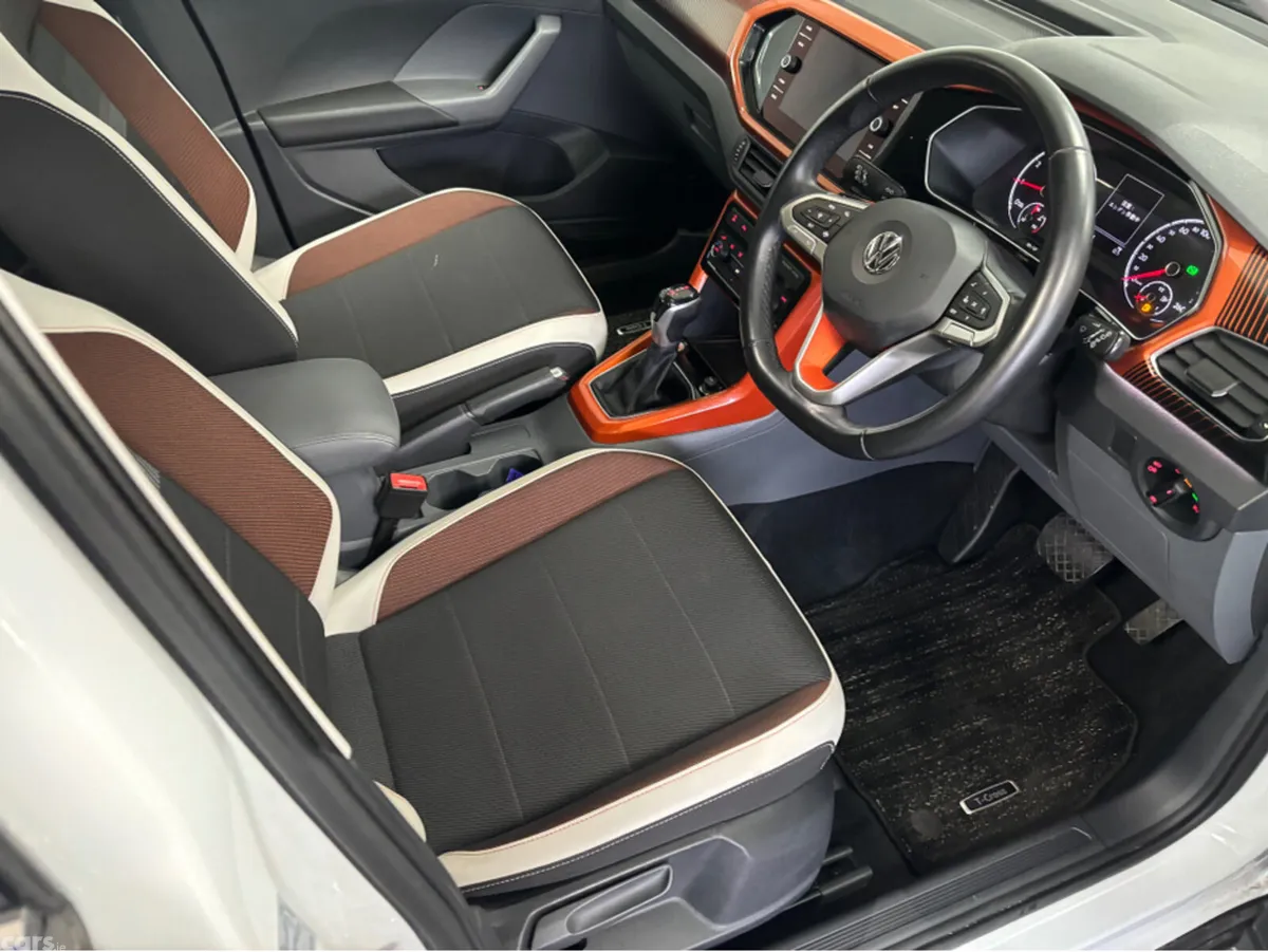 Volkswagen T-Cross SUV, Petrol, 2020, White