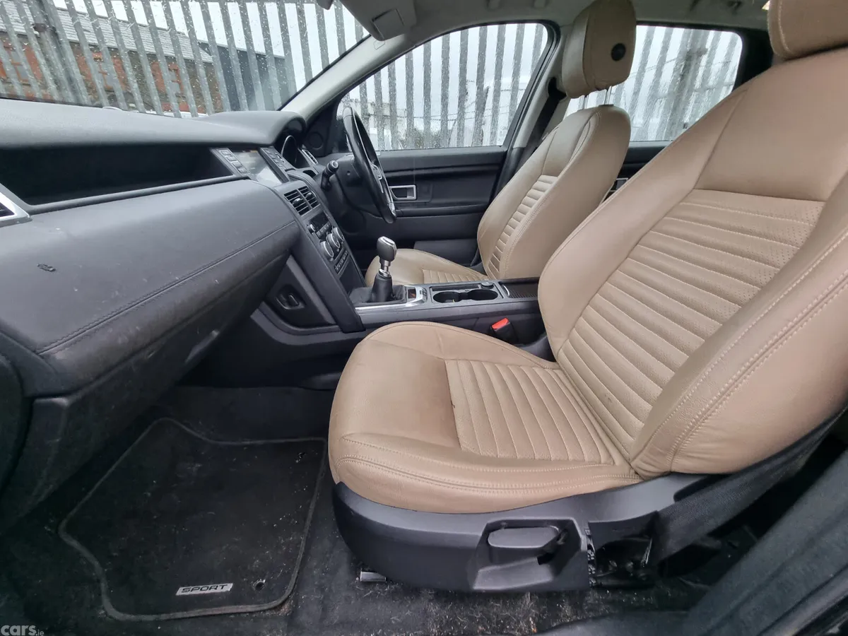 Land Rover Discovery Sport SUV, Diesel, 2015, Black