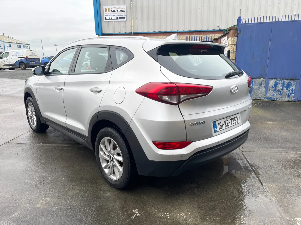 Hyundai Tucson SUV, Diesel, 2016, Silver