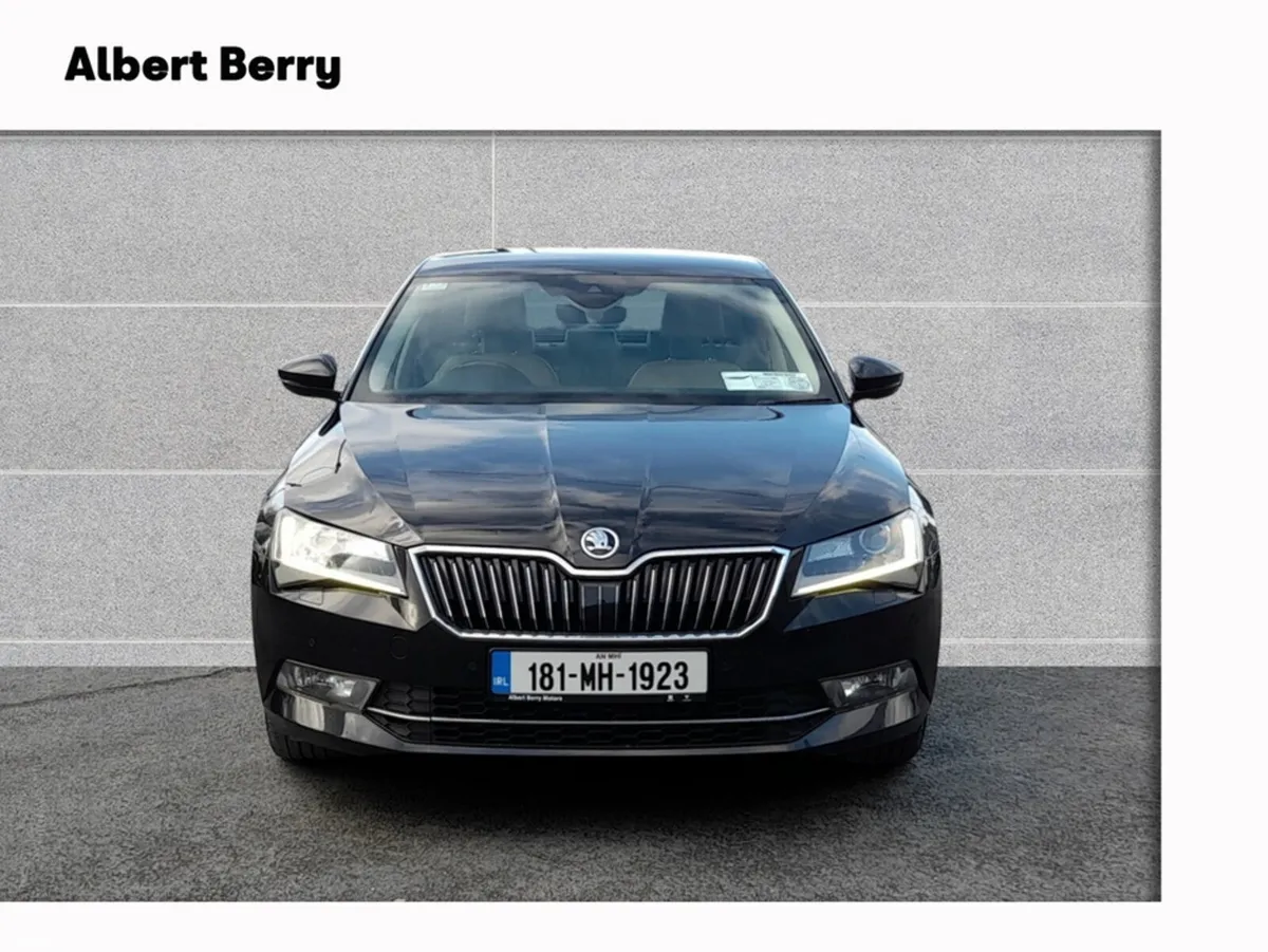 Skoda Superb Hatchback, Diesel, 2018, Black