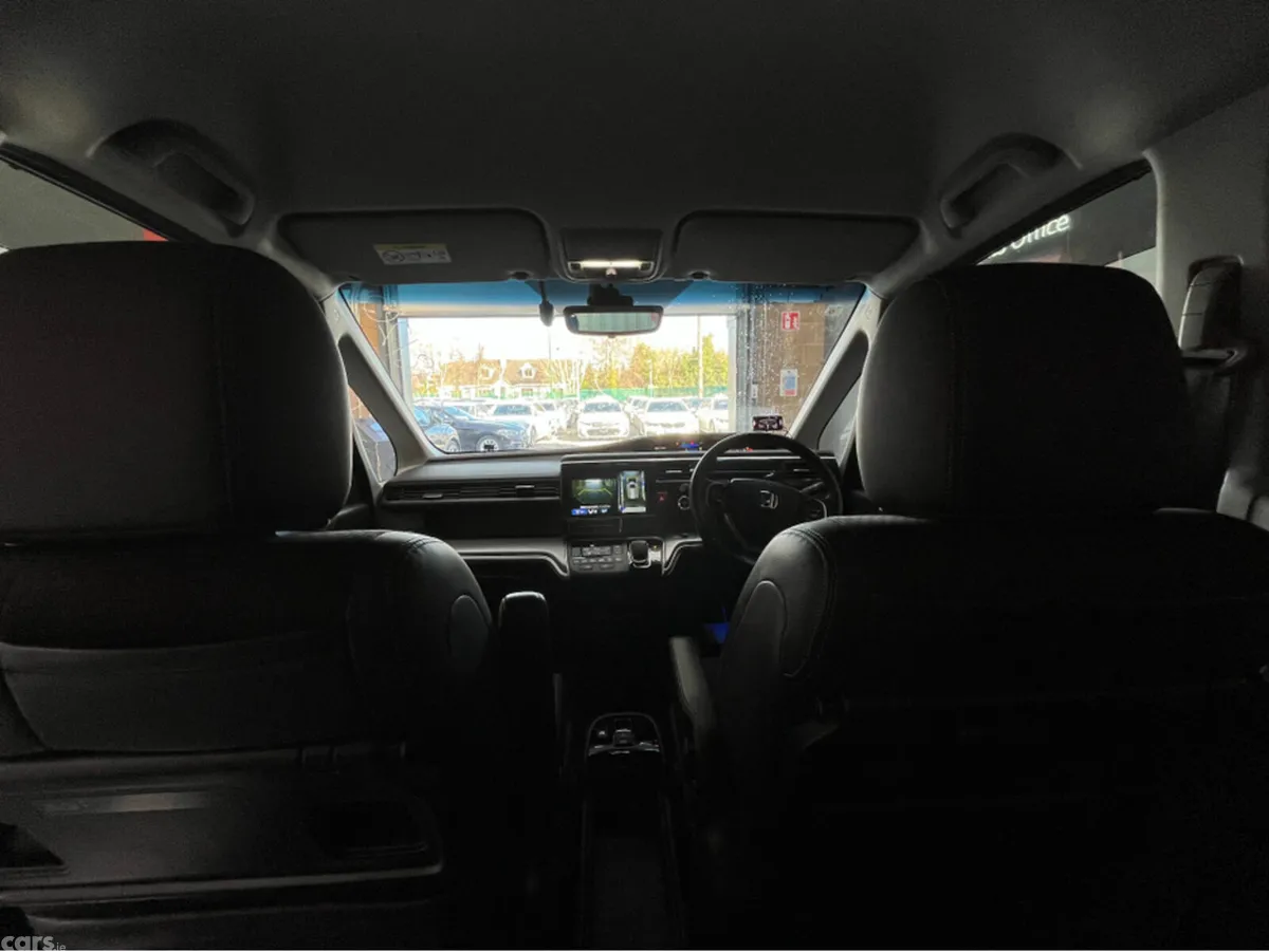 Honda Stepwagon MPV, Petrol Hybrid, 2020, Black