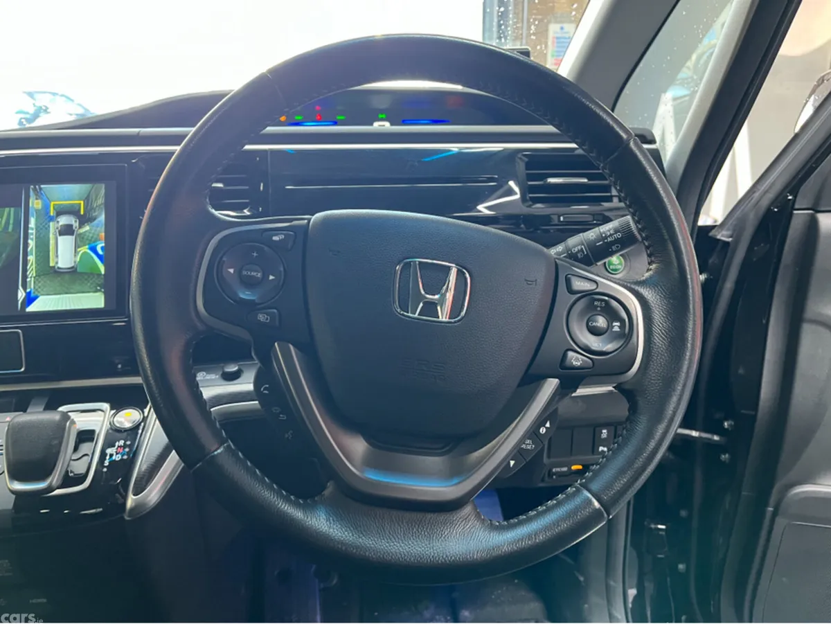 Honda Stepwagon MPV, Petrol Hybrid, 2020, Black