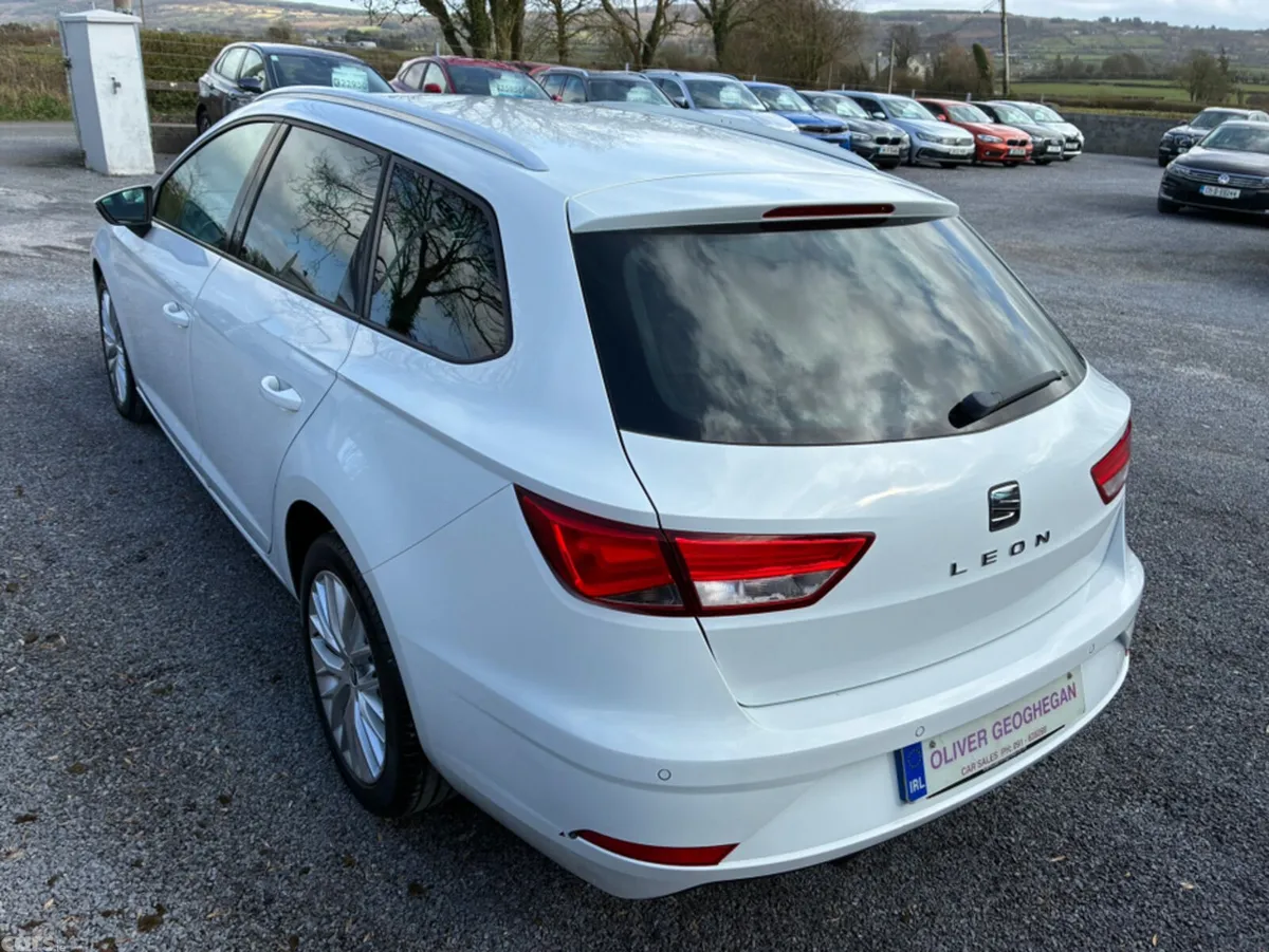 SEAT Leon Estate, Diesel, 2018, White
