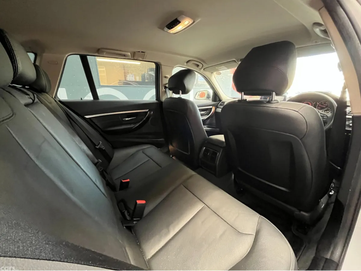 BMW 3-Series Estate, Diesel, 2018, White