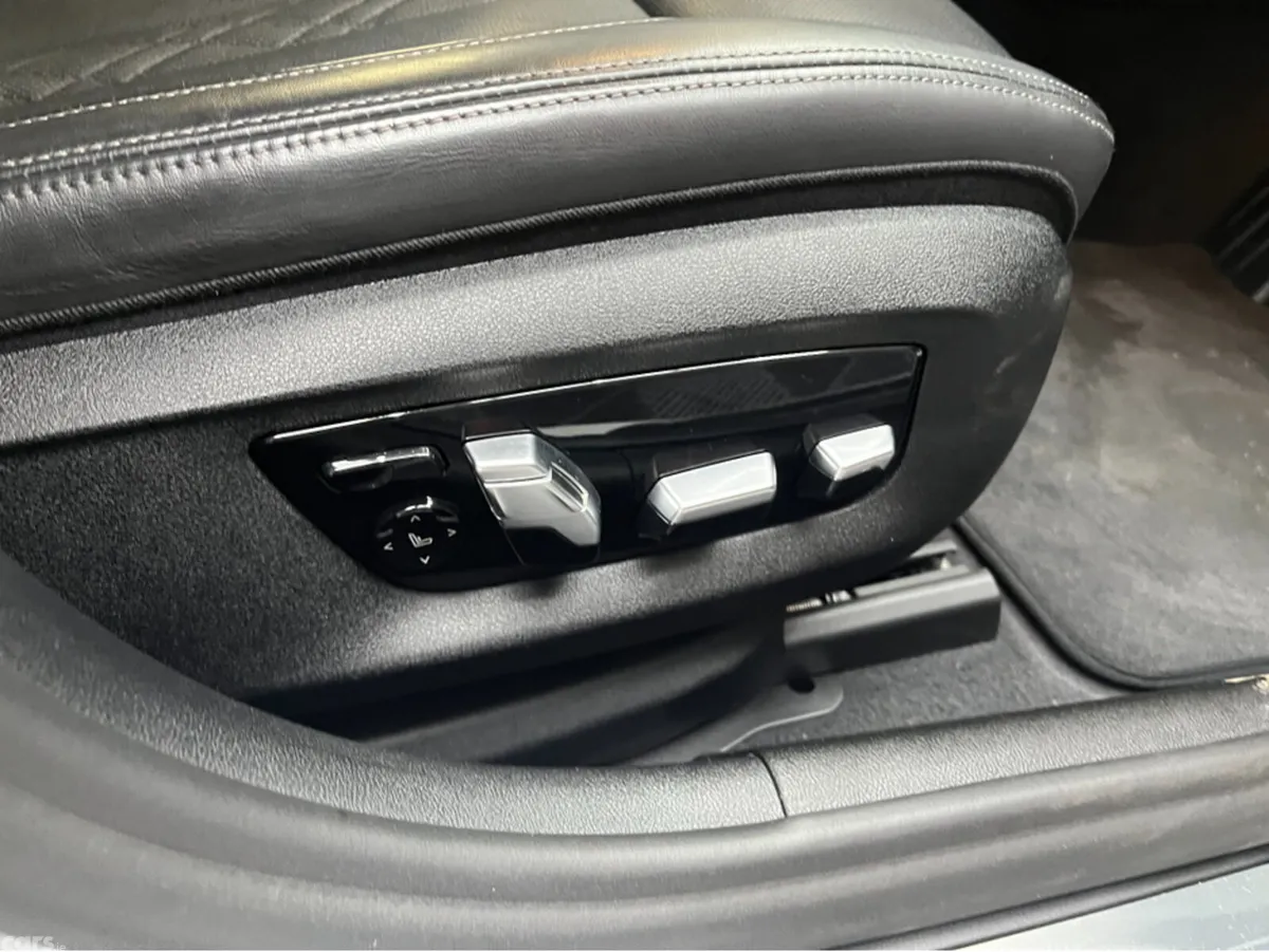 BMW 5-Series Saloon, Petrol Plug-in Hybrid, 2020, White