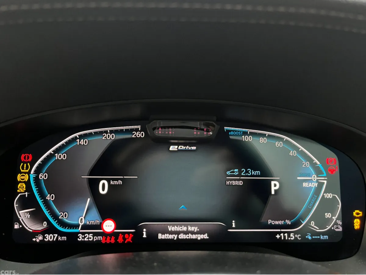 BMW 5-Series Saloon, Petrol Plug-in Hybrid, 2020, White