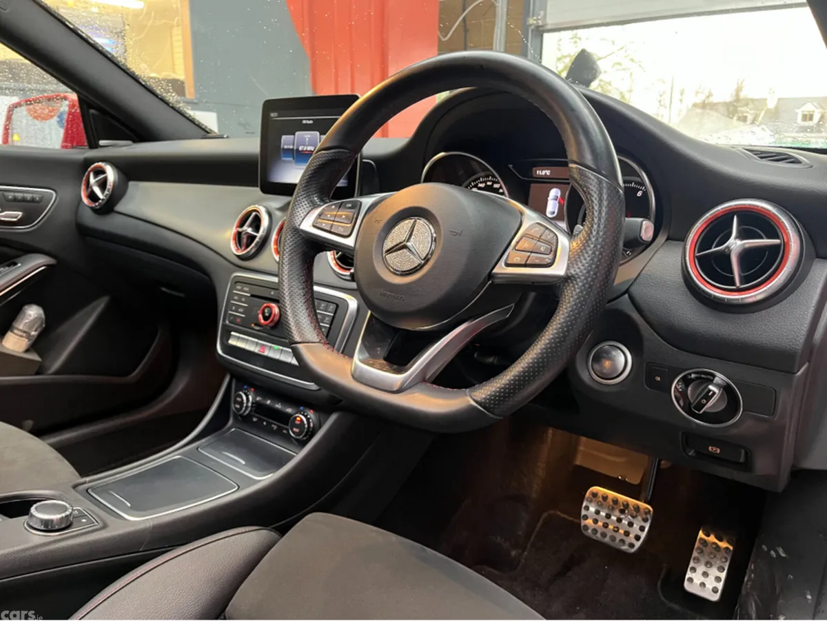 Mercedes-Benz CLA Saloon, Petrol, 2018, Red