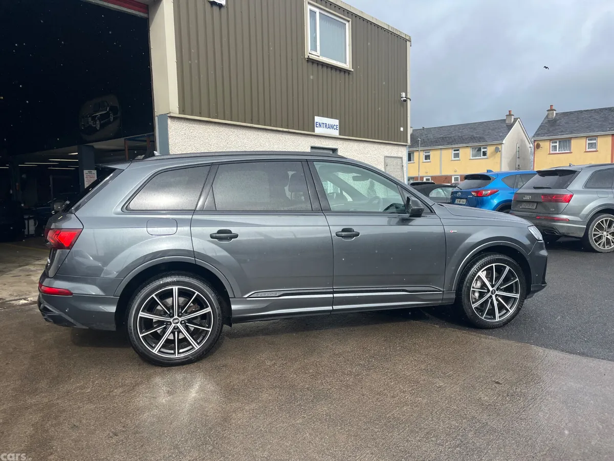 Audi Q7 SUV, Petrol Plug-in Hybrid, 2021, Grey