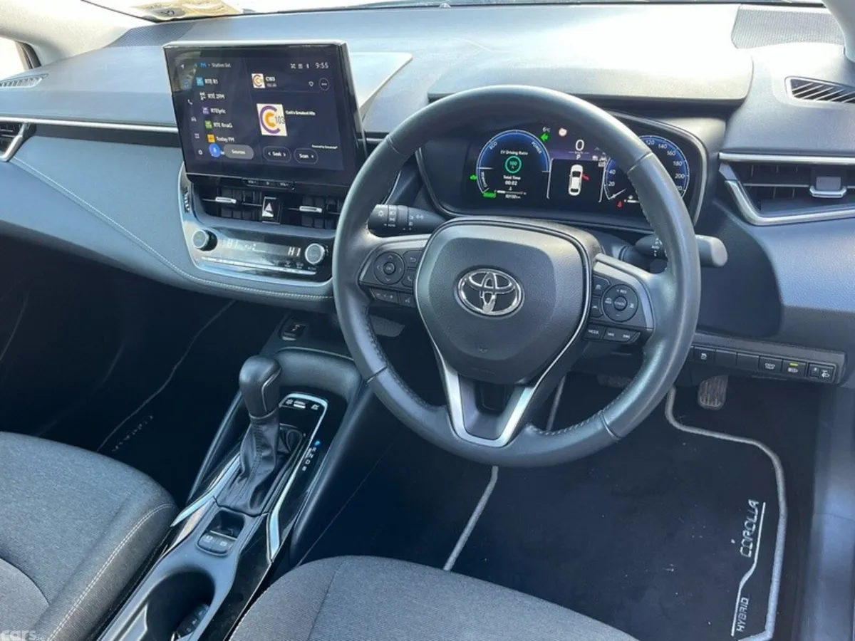 Toyota Corolla Saloon, Petrol Hybrid, 2023, White
