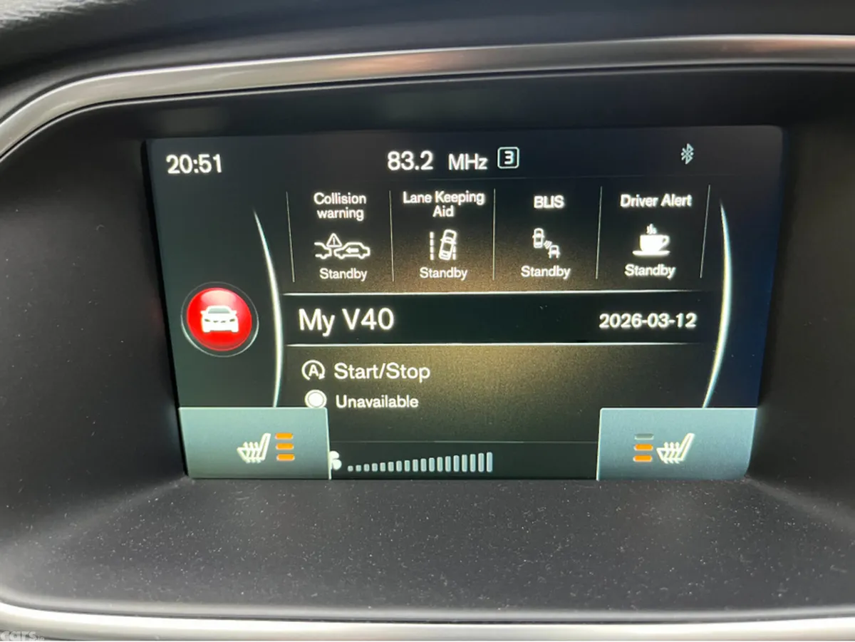Volvo V40 Saloon, Diesel, 2016, Blue
