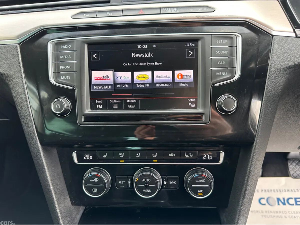 Volkswagen Passat Saloon, Diesel, 2016, White