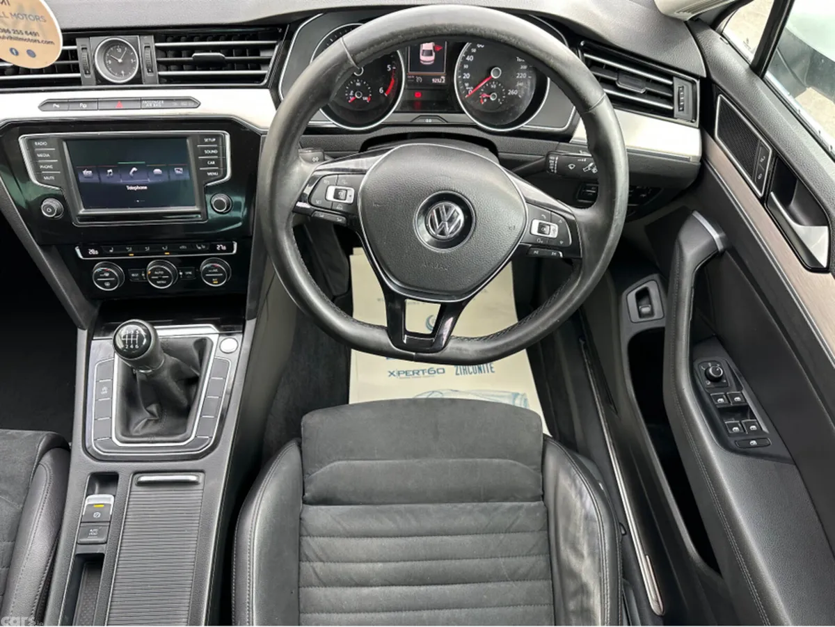 Volkswagen Passat Saloon, Diesel, 2016, White