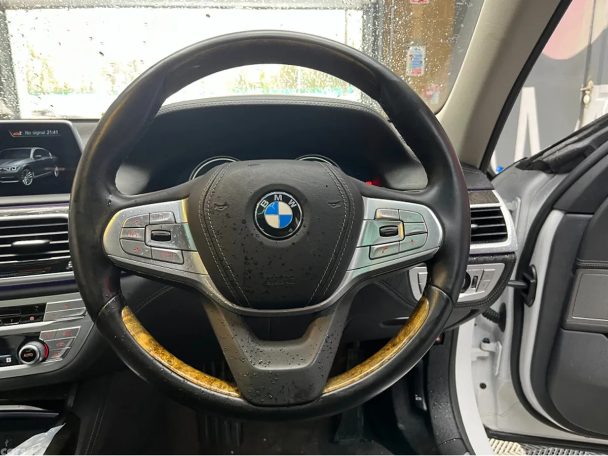 BMW 7-Series Saloon, Petrol Plug-in Hybrid, 2017, White