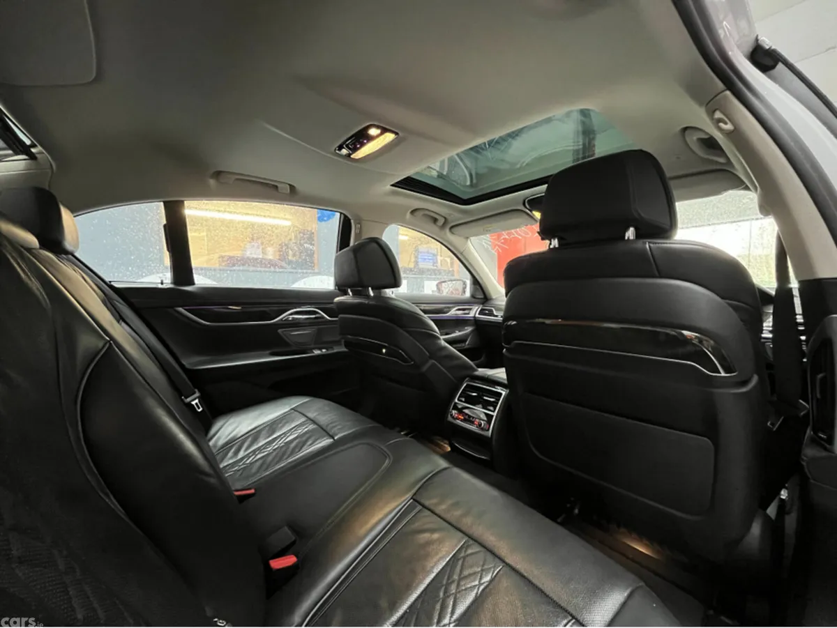 BMW 7-Series Saloon, Petrol Plug-in Hybrid, 2017, White
