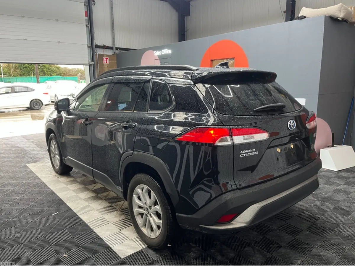 Toyota Corolla SUV, Petrol Hybrid, 2023, Black