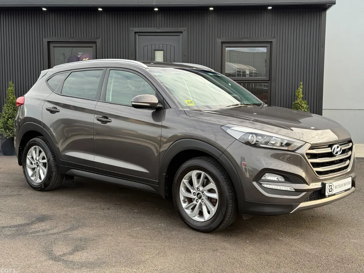Hyundai Tucson SUV, Diesel, 2016, Bronze
