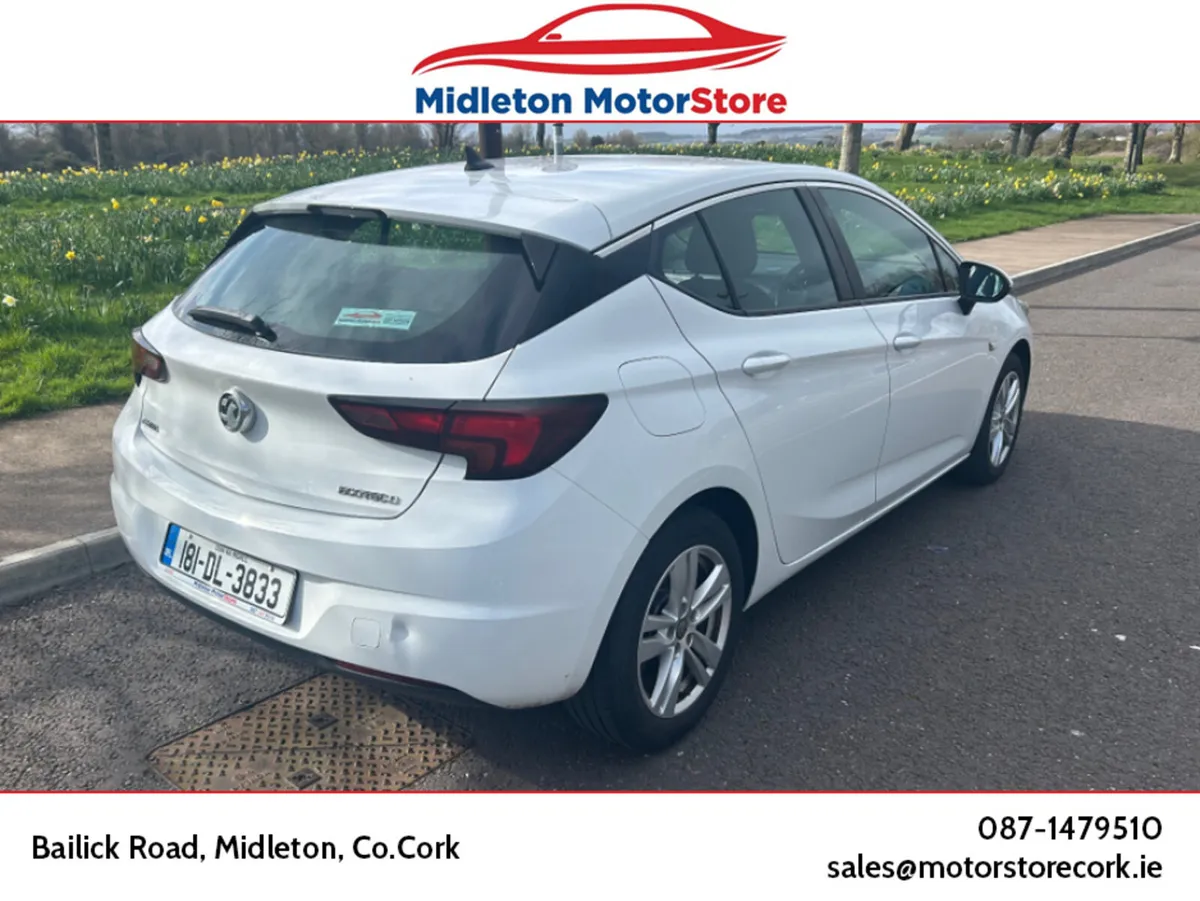 Opel Astra Hatchback, Diesel, 2018, White