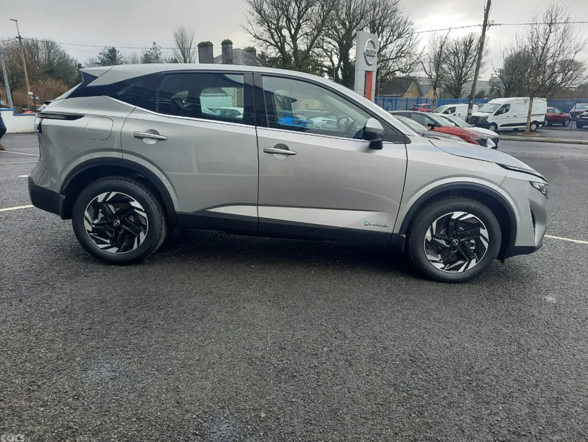 Nissan Qashqai Hatchback, Petrol Hybrid, 2026, Silver