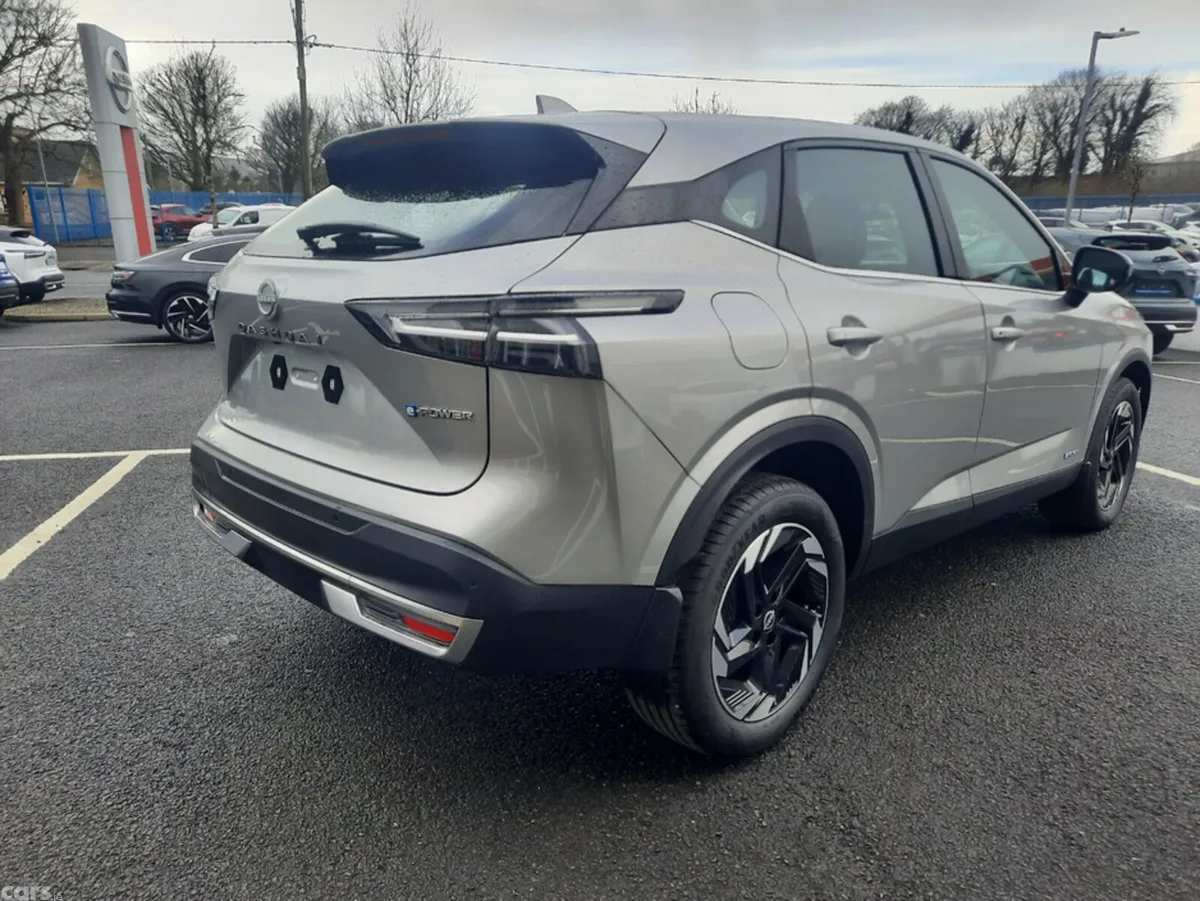 Nissan Qashqai Hatchback, Petrol Hybrid, 2026, Silver