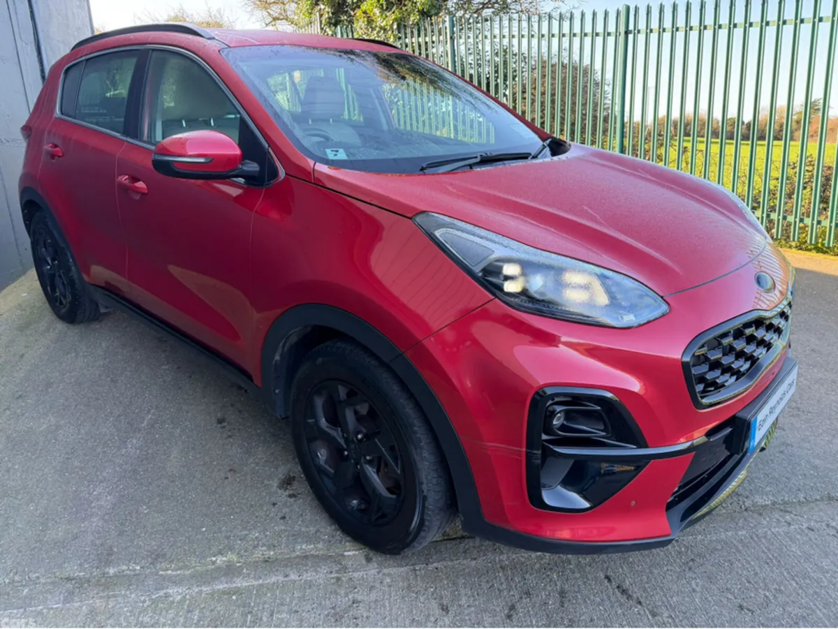 Kia Sportage MPV, Diesel Hybrid, 2021, Red