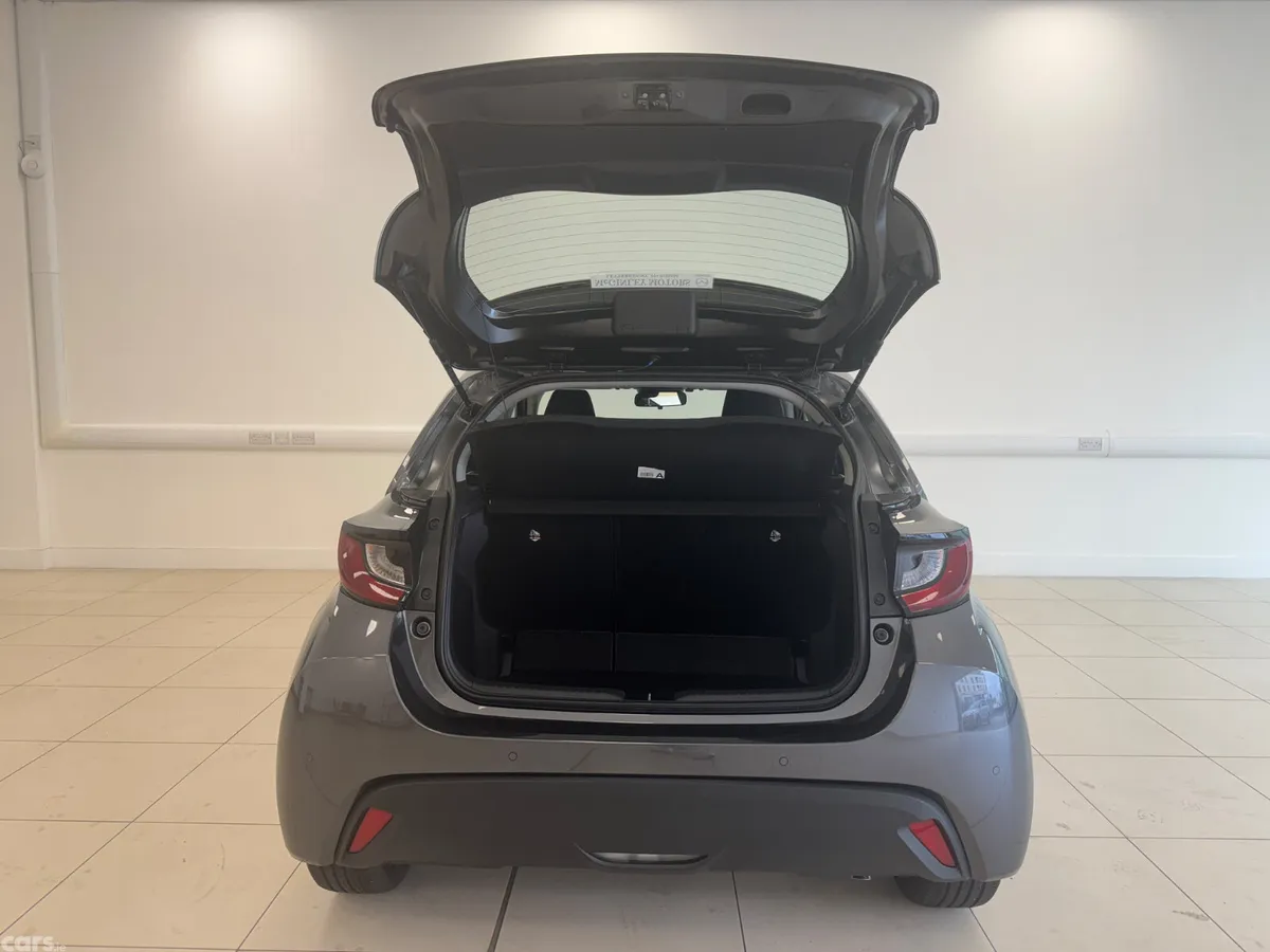 Mazda Mazda2 Hybrid Hatchback, Petrol, 2025, Grey