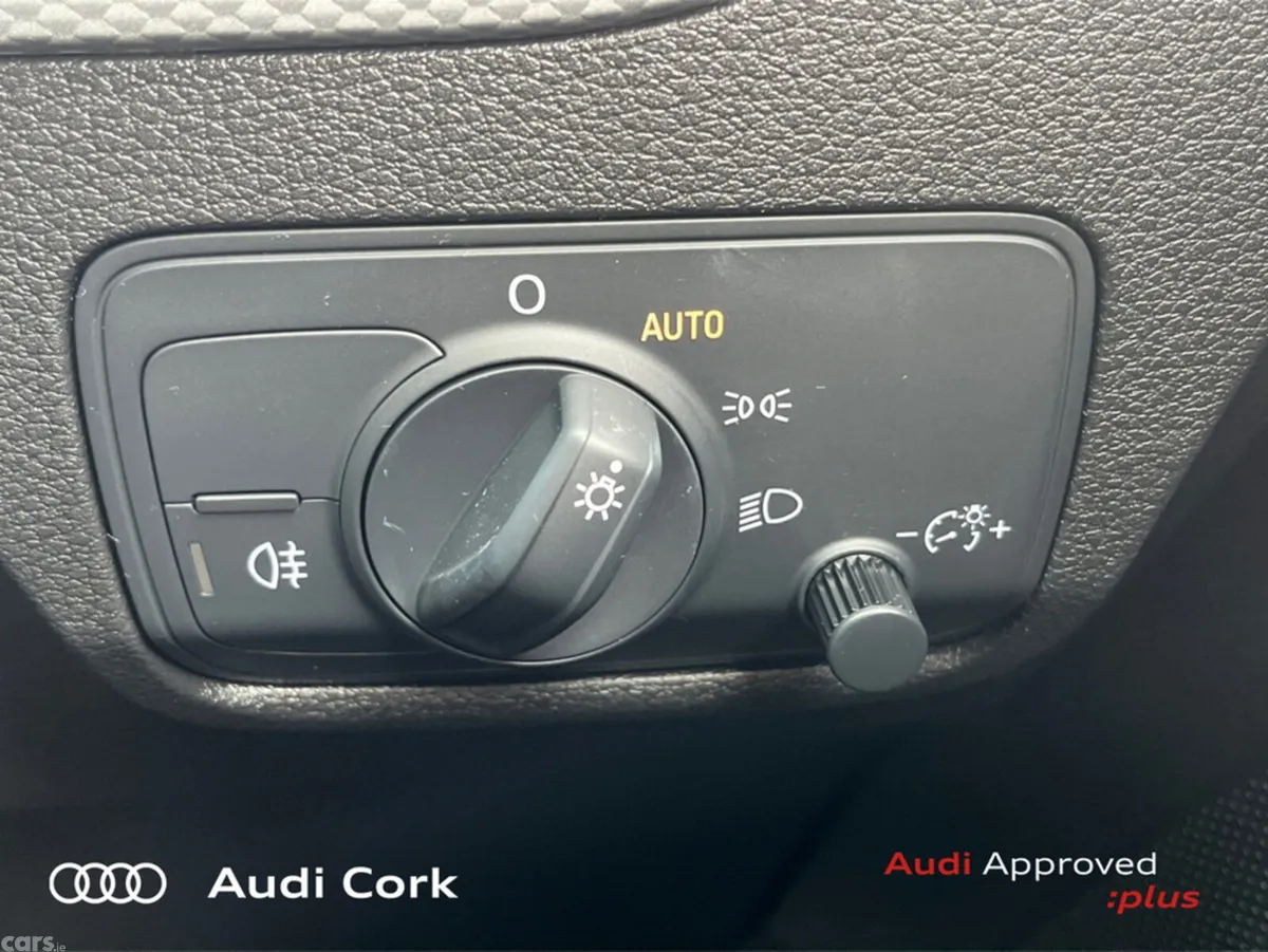 Audi Q2 SUV, Petrol, 2024, Black