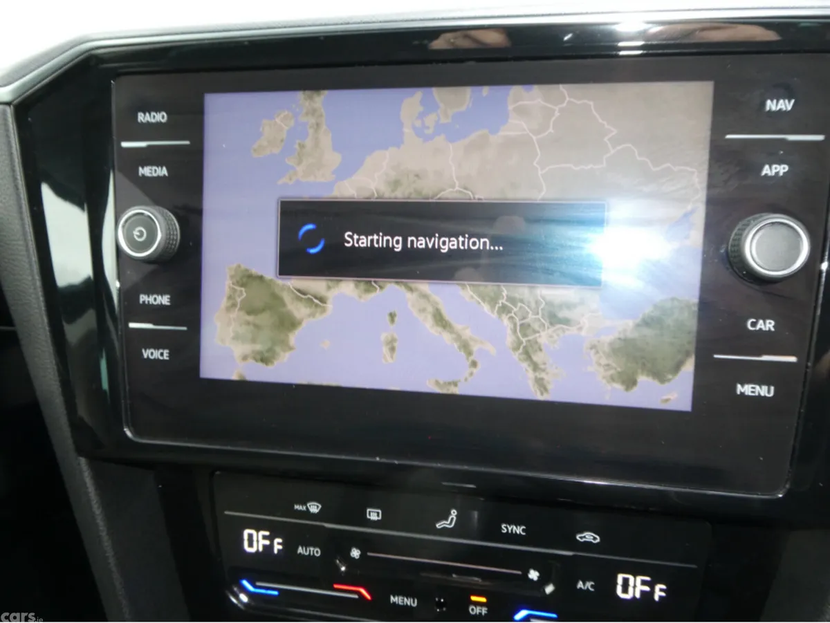 Volkswagen Passat Estate, Diesel, 2021, Blue