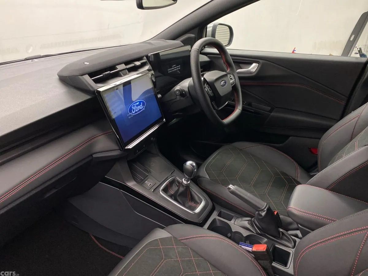 Ford Puma SUV, Petrol Hybrid, 2026, Grey