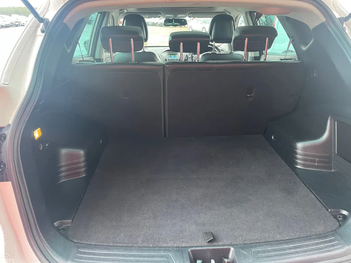 Hyundai ix35 SUV, Diesel, 2014, White