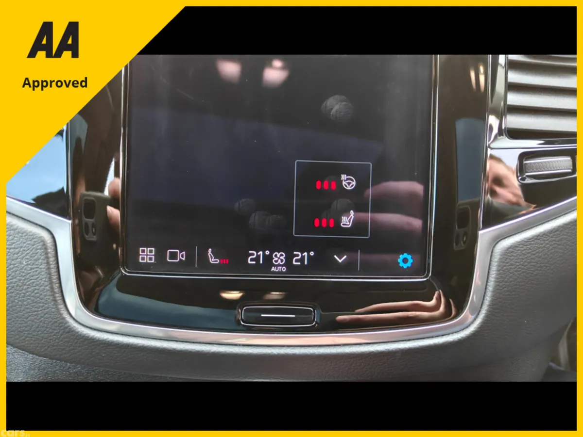 Volvo XC90 SUV, Petrol Plug-in Hybrid, 2023, Black