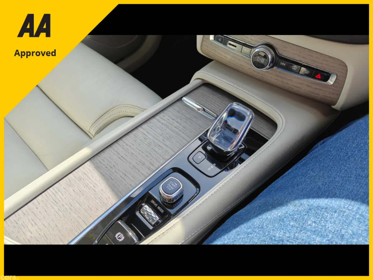 Volvo XC90 SUV, Petrol Plug-in Hybrid, 2019, Grey