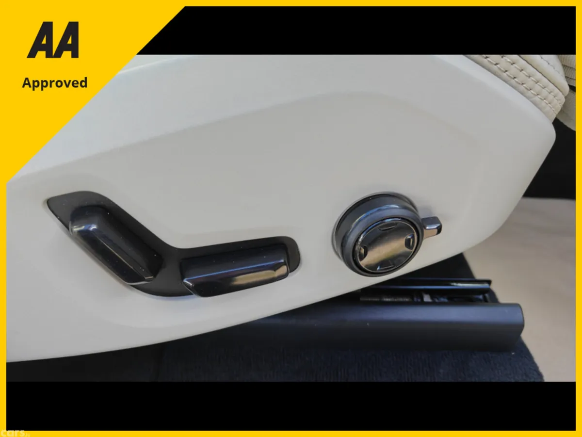 Volvo XC90 SUV, Petrol Plug-in Hybrid, 2019, Grey