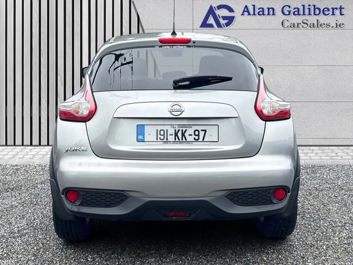 Nissan Juke MPV, Petrol, 2019, Grey