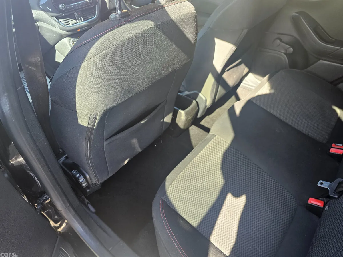 Ford Fiesta Hatchback, Petrol, 2019, Black